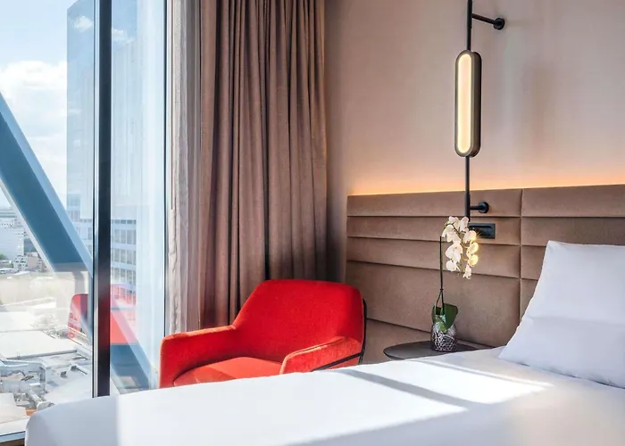 Hotel Novotel World Trade Center 4*