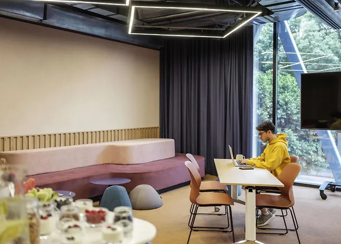 Novotel World Trade Center Hotel 4*
